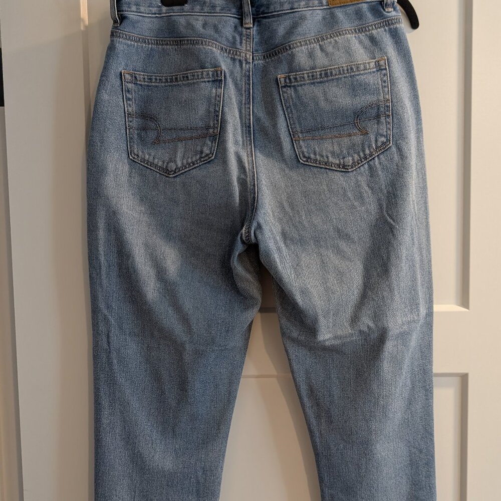 American Eagle Light Wash Raw Hem Mom Jean - Picture 3 of 7